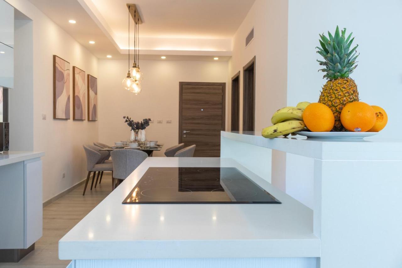 Family Getaway Apartment - Right On The Beach 푼타 카나 외부 사진